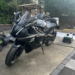 Yamaha YZF-R1の画像
