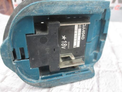 マキタ makita GA404D ディスクグラインダ フィルタカバー無 中古品 本体のみ 18V 100mm 【ハンズクラフト宜野湾