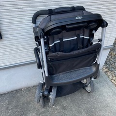 グレコ　ルームフォーツー　二人乗りベビーカーの画像