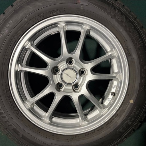 スタッドレスタイヤ195/65R15