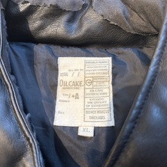 黒　　上着　ジャンバーの画像