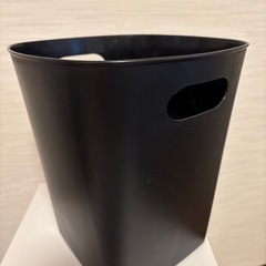 ゴミ箱　ブラック　リビングの画像