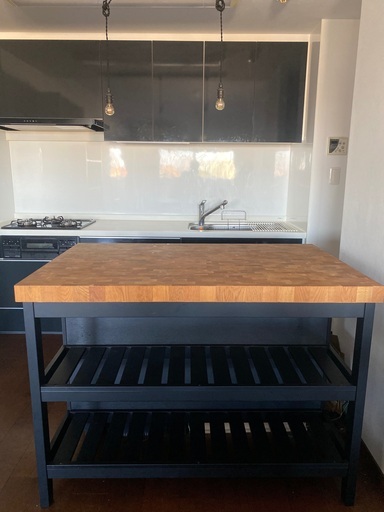 カウンター　作業台　IKEA  アイランドキッチン　VADHOLMA