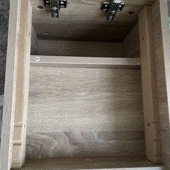 収納付きテーブルの画像