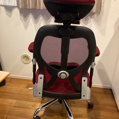 オフィスチェア　赤　中古使用品の画像