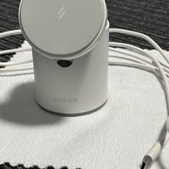 ワイヤレス充電器　Anker 623 Magnetic Wireless Chargerの画像