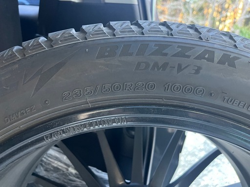 レクサス　NX350h スタッドレス