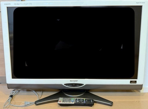 テレビSHARP AQUOS 40インチLC-40SE1 (たかたか) 雲雀丘花屋敷のテレビ