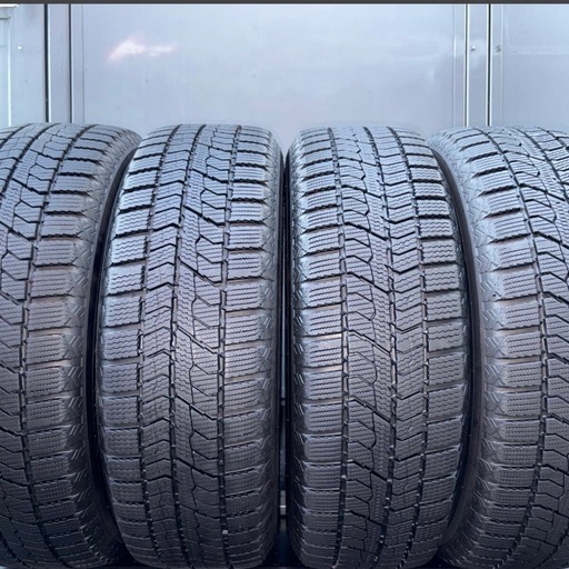 在庫処分特価！165/65R15スタッドレス トーヨー オブザーブ バリ山