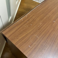 テーブル付き棚　食器棚にもの画像