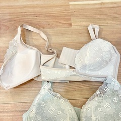 【新品】授乳用ブラジャー　2点セットの画像
