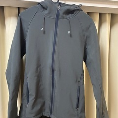 ソフトシェルジャケットの画像