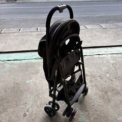 アイリスプラザ　ベビーカー 軽量 リクライニングの画像