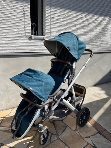 海外製　二人乗り三人乗り対応ベビーカー
