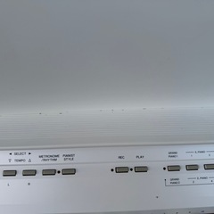 【動作OK】YAMAHA 電子ピアノ P-105 ホワイト 専用スタンド付の画像