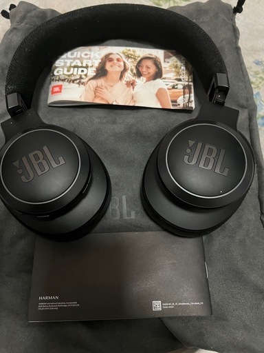JBL ヘッドホン