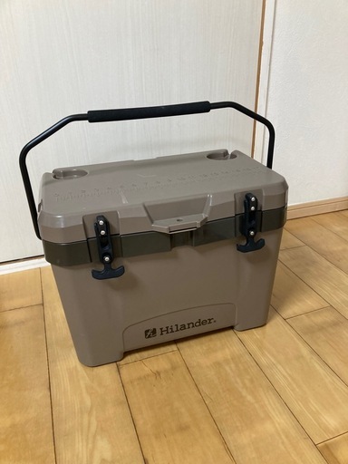 ハイランダー　クーラーボックス25L Hilander（ハイランダー） キャンプクーラー 真空断熱ハイランド 