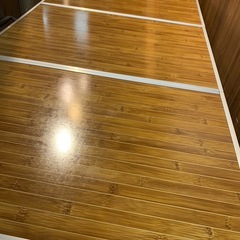 折りたたみ式テーブル　木目調の画像