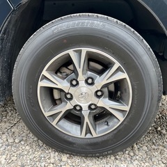 ブリジストンノーマルタイヤ　195/80R15　107/105L　トヨタホイール付きの画像