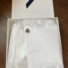 新品タグ付け　プチバトーカーディガンの画像