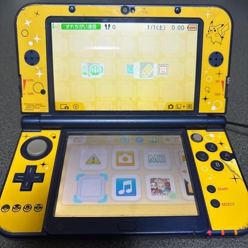 任天堂　
3DS LL 本体　