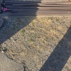 駐車テントの骨組みの画像