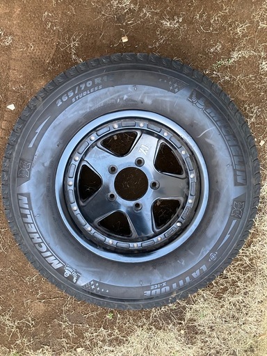 【購入時13万】【ランクル70系】スタッドレス&ホイール4本セット 265/70 R16