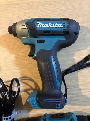 マキタ　インパクトドライバー、ドリルセット