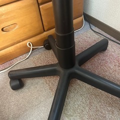 【お話中】学習椅子の画像