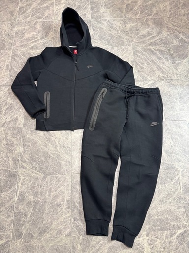 NIKE セットアップ テックフリース 上下 Lサイズ 美中古 値下げ不可