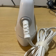 【値下げ】t-fal 衣類スチーマー　スチームシュシュの画像