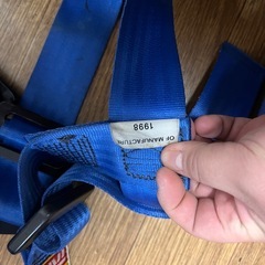 4点式シートベルトTWR Sabeltの画像