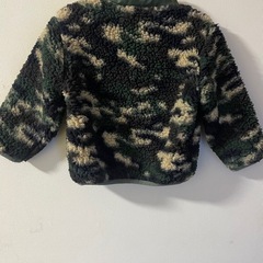 キッズ　迷彩　アウター95cmの画像