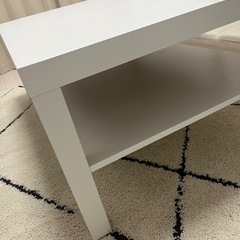 イケア　テーブルの画像