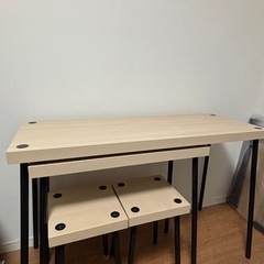 【IKEA】ダイニングテーブルとイス4点セットの画像