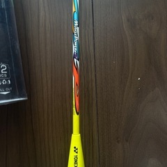 バドミントンラケットとシャトルセット！1／27までの画像