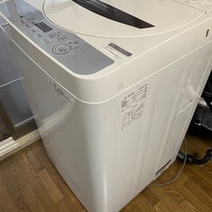 シャープ２０１８年製5.5キロ全自動洗濯機の画像