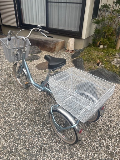 三輪自転車 (秋ちゃん) 一身田の三輪車の中古あげます・譲ります