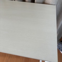 白いパソコンデスク(幅95cm)の画像