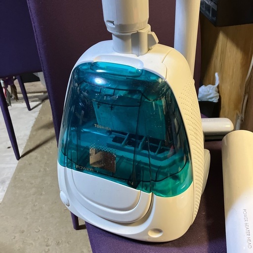 東芝の紙パック式掃除機「VC-Y2K」