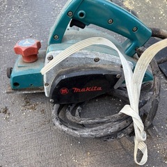 【動作確認済】マキタ 電気カンナ 1900B（替刃式/切削幅82mm）の画像