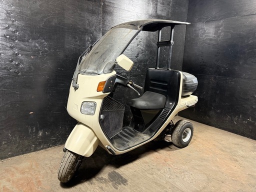 ★支払総額3.3万円★関東圏内即日配送可能！ 全車走行テスト済み！ ホンダ ジャイロ2 白 TA02 人気のジャイロ！ ２ストのためオイル注ぎ足すだけ！ リアボックス付き！ 社外マフラー！