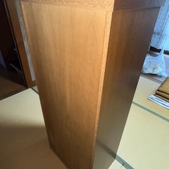 小さなタンスの画像