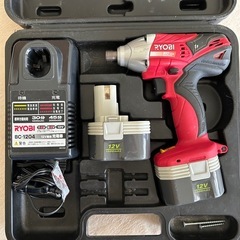 インパクトドライバーの画像