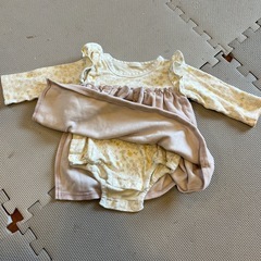 ベビー服12点　60.70.80cm ロンパース 肌着 綿100の画像