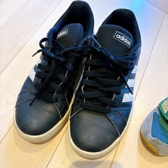 adidas 靴　NB 靴の画像