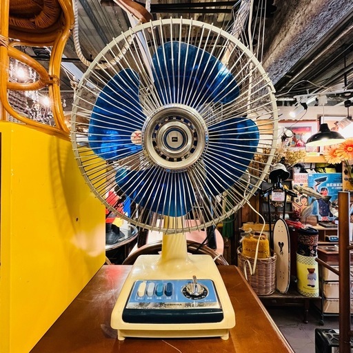 TOSHIBA 東芝 扇風機 ヴィンテージ 昭和レトロ 60s 70s ブルー羽根 タイマー付き レトロ家電 / TOSHIBA Vintage Electric Fan Blue Blade Timer Retro Appliance 1960s 1970s