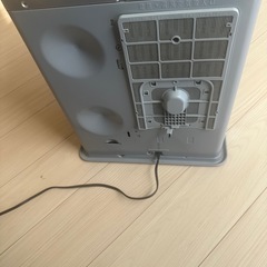 石油ファンヒーター　トヨトミ　の画像