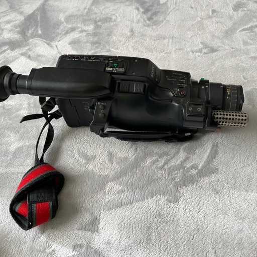 SONY CCD-V700 video Hi8 Handycam ビデオカメラ ( toku) 小山のビデオ