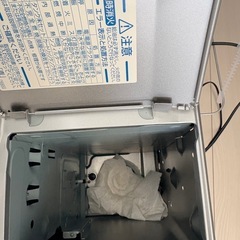 石油ファンヒーター    ダイニチ   2021年製の画像